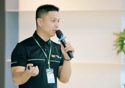 Hieu Minh Ngo